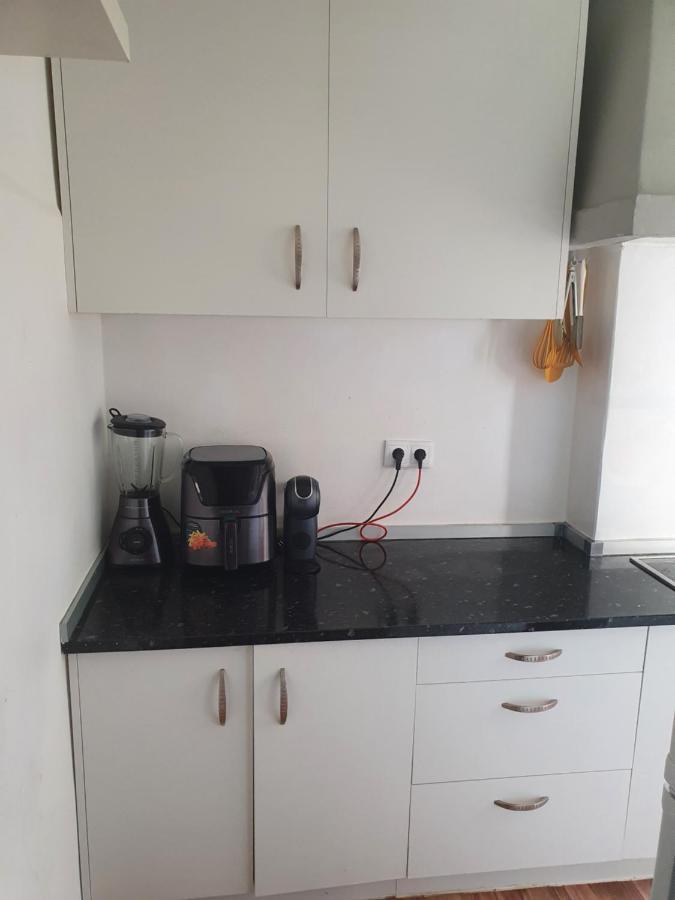 Habitacion Pequena Con Balcon Apartment Vigo Bagian luar foto